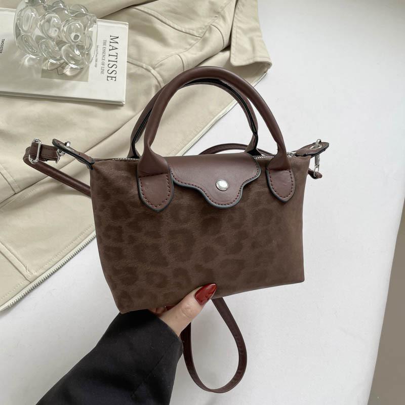 

Pu Small Crossbody Bag For Women With Top Zipper And Cell Phone Pocket For Daily Use коричневий