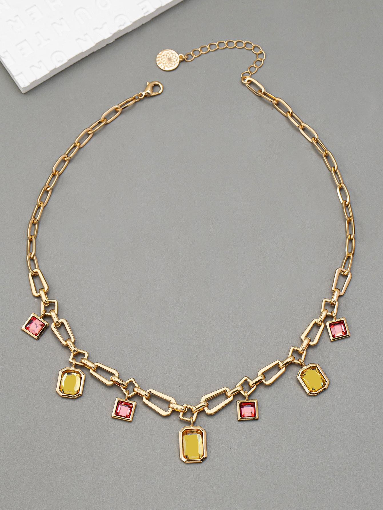 

Популярное ожерелье с преувеличенной квадратной хрустальной подвеской, универсальное и высококлассное, цепочка для ключиц для женщин