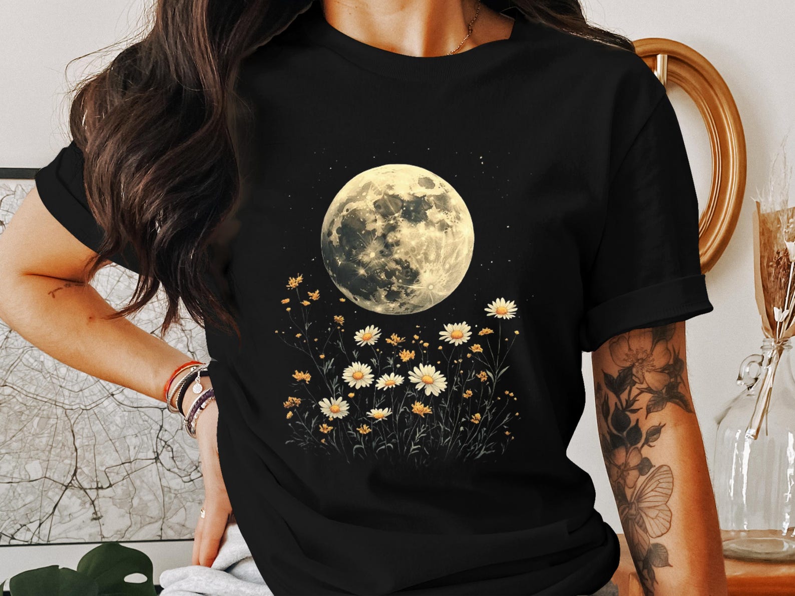 Full Moon and Wildflowers T-Shirt, Nature Lover Graphic Tee, Cottagecore Aesthetic Shirt, Botanical Moon Phases Top XL