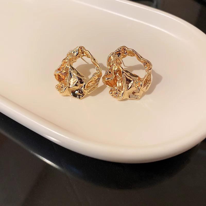 

Уникальные, Высококлассные Необычные Серьги-Пуссеты для Женщин - Трендовый, Элегантный Дизайн для Изысканного Образа золотой