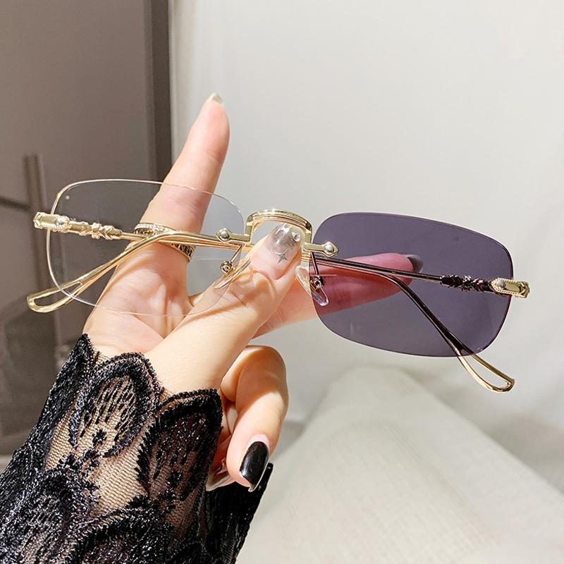 2PCS Po-sensitive Color-changing Anti-blue Light Nearsighted Glasses Rimless And Elegant Style Model 2190