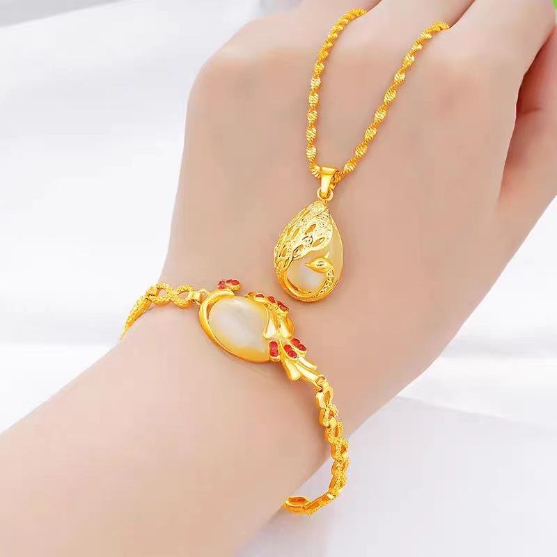 European Gold-Plated Women's Necklace & Bracelet Set with Cat's Eye Peacock Pendant Jewelry