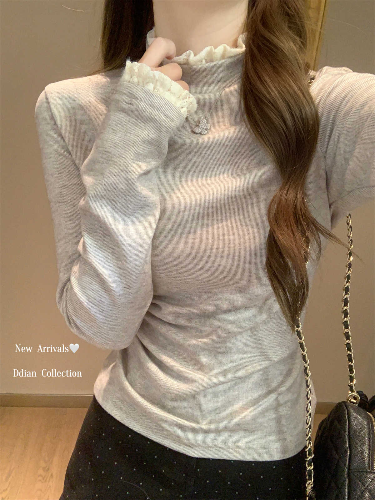 

Lace semi-turtleneck bottoming shirt women s spring German velvet thickened long-sleeved T-shirt design sense inner top XL