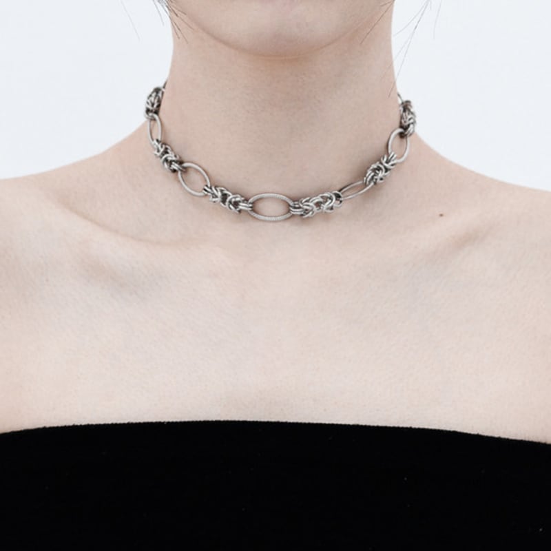 Baroque Stone Ellipse Circle Chain Necklace