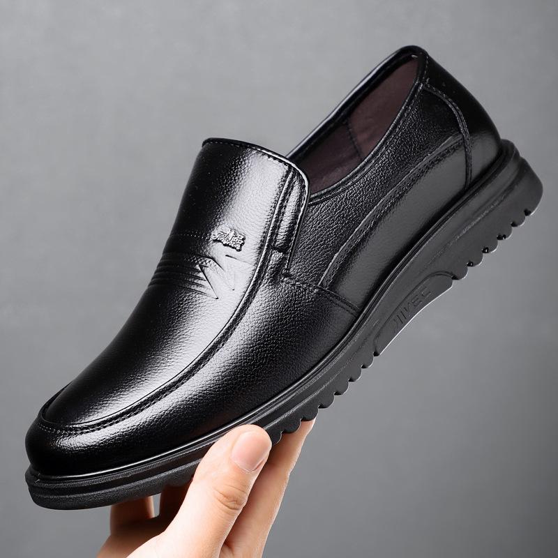 First layer cowhide layer cowhide business men's leather shoes autumn new casual men's shoes soft sole comfortable middle-aged and elderly dad