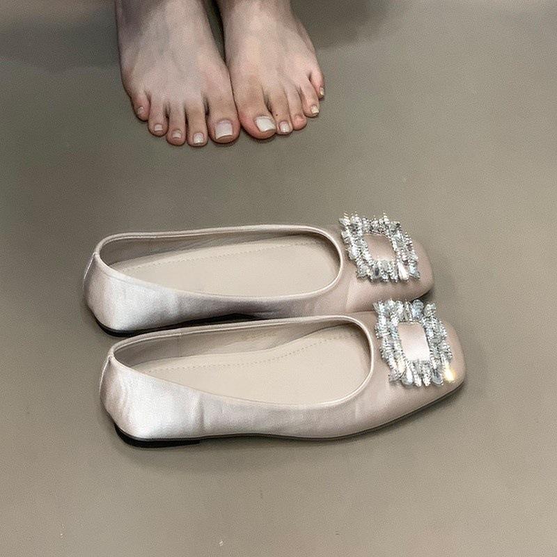 

Satin light mouth square head single shoes women s 2025 new gentle rhinestone flats commuter evening shoes 39