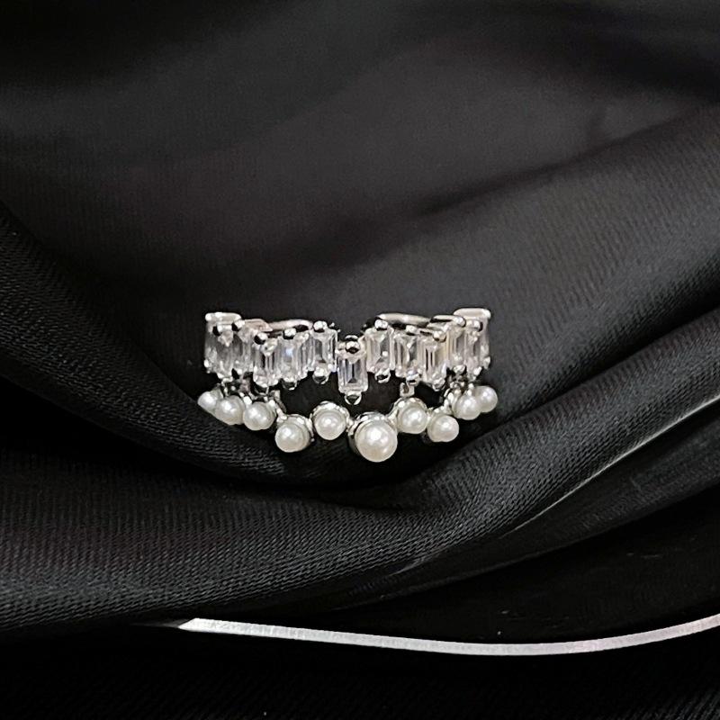 Sky Mirror Light Luxury High-End Zircon Niche Design Fashion Open Ring Pearl Stacked Ring Woman
