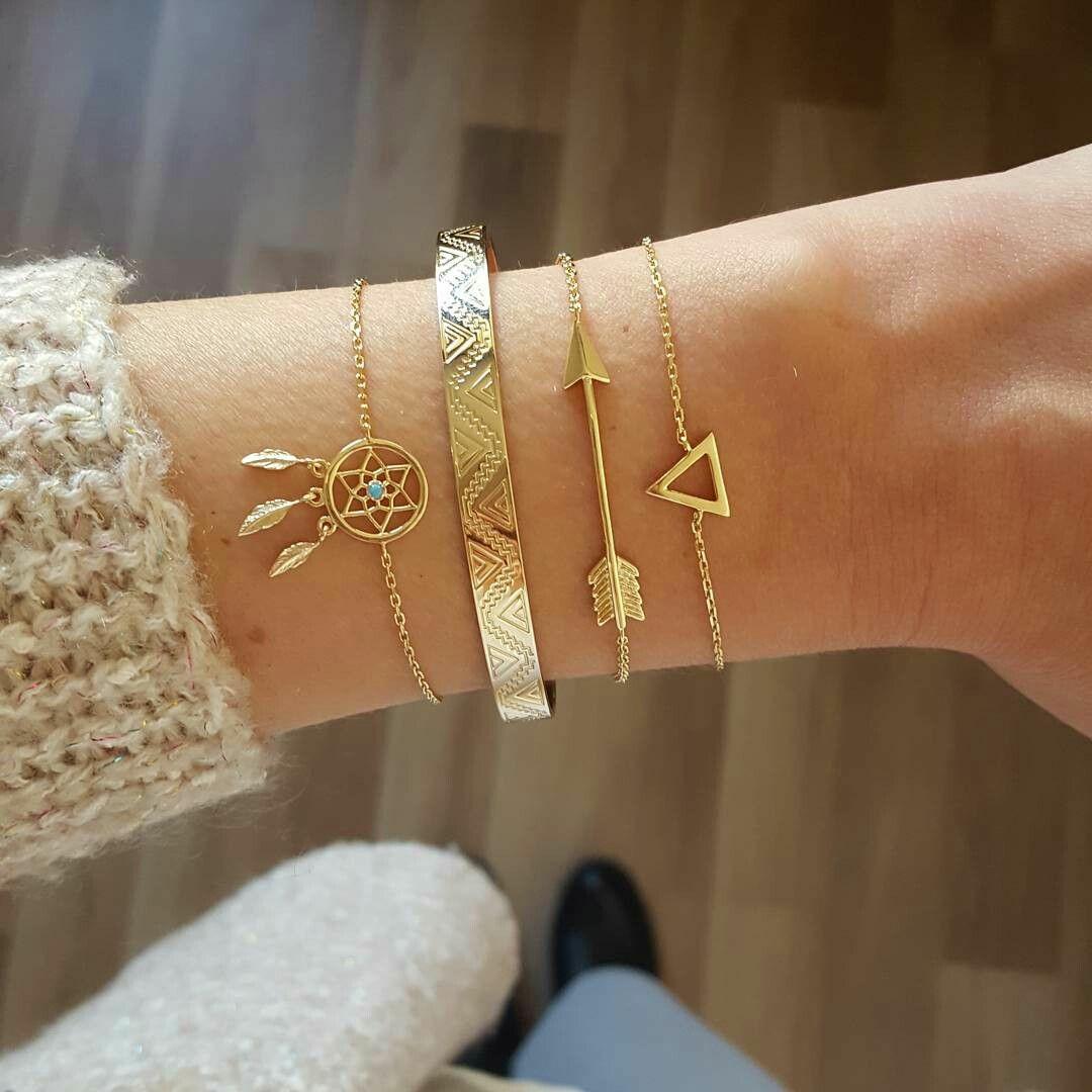 

2024 4 PCS/ Set Bohemian Multilayer Alloy Dream Catcher Bracelet Set for Women Fashion Jewelry Party Gift