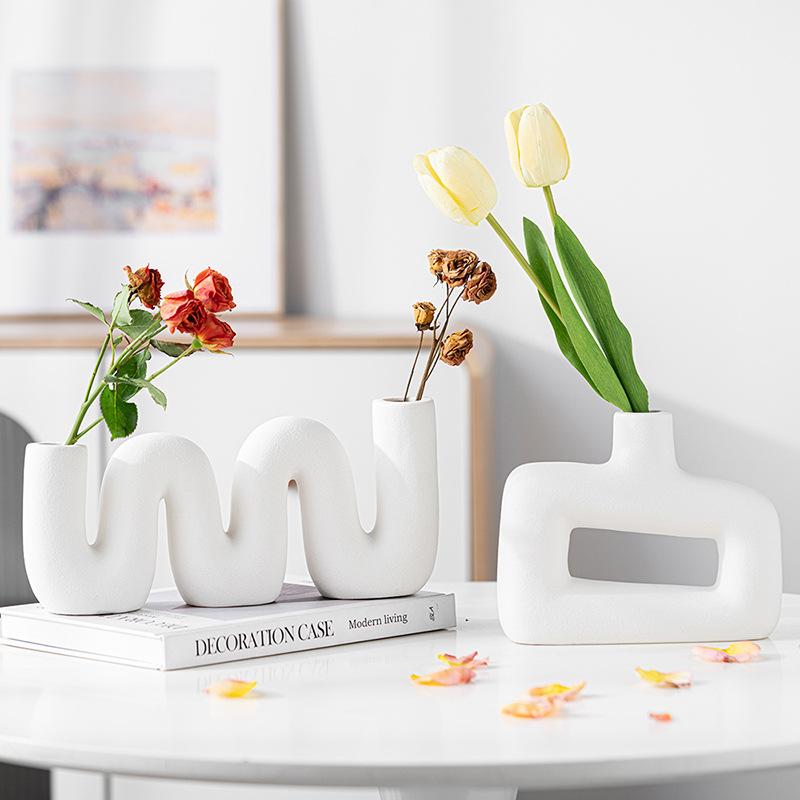 Special-Shaped Creative Flower Arrangement, Simple Ceramic Vase, High-End Home Desktop Decoration Ornament