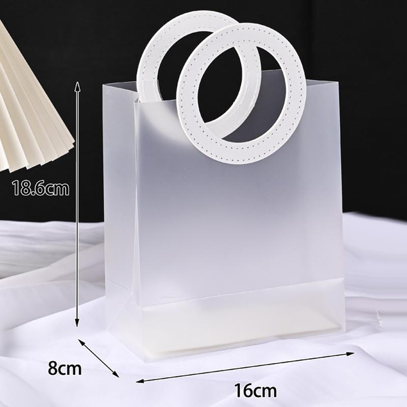 

5 Pcs Transparent Frosted Tote Bag Pvc Waterproof Companion Gift Candy Bag Holiday Gift Bag Christmas Party Gift Bag
