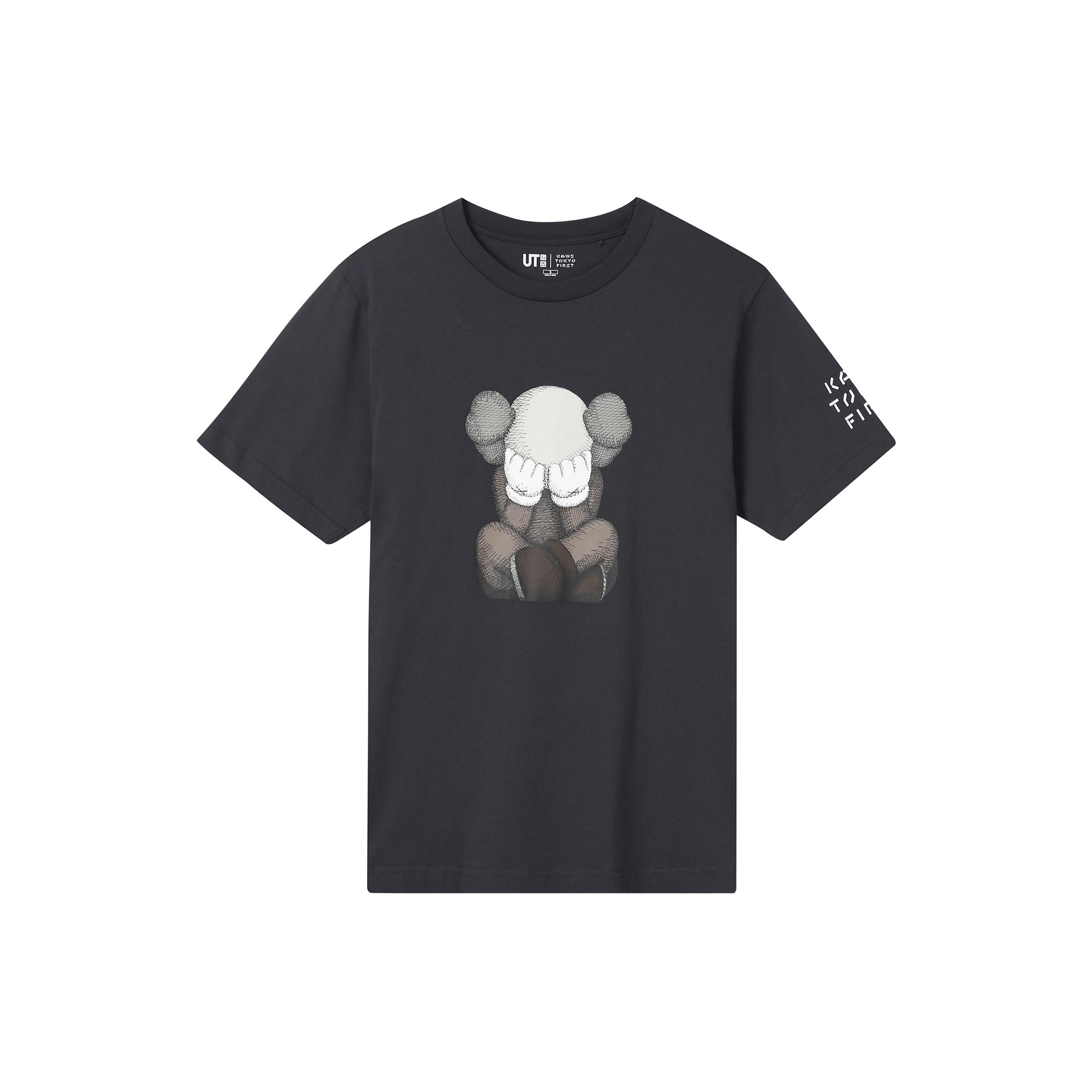 UNIQLO x KAWS Tokyo Graphic T-Shirt Dark Grey Men s 446311-08 XS