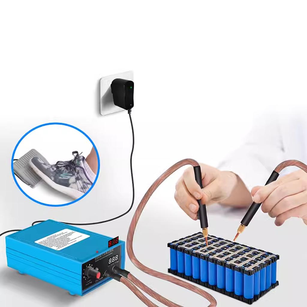 AC 110V 220V 5000W Uppladdningsbar Batteripunktsvets med Fotpedal för 18650/26650/32650 Batteripaket
