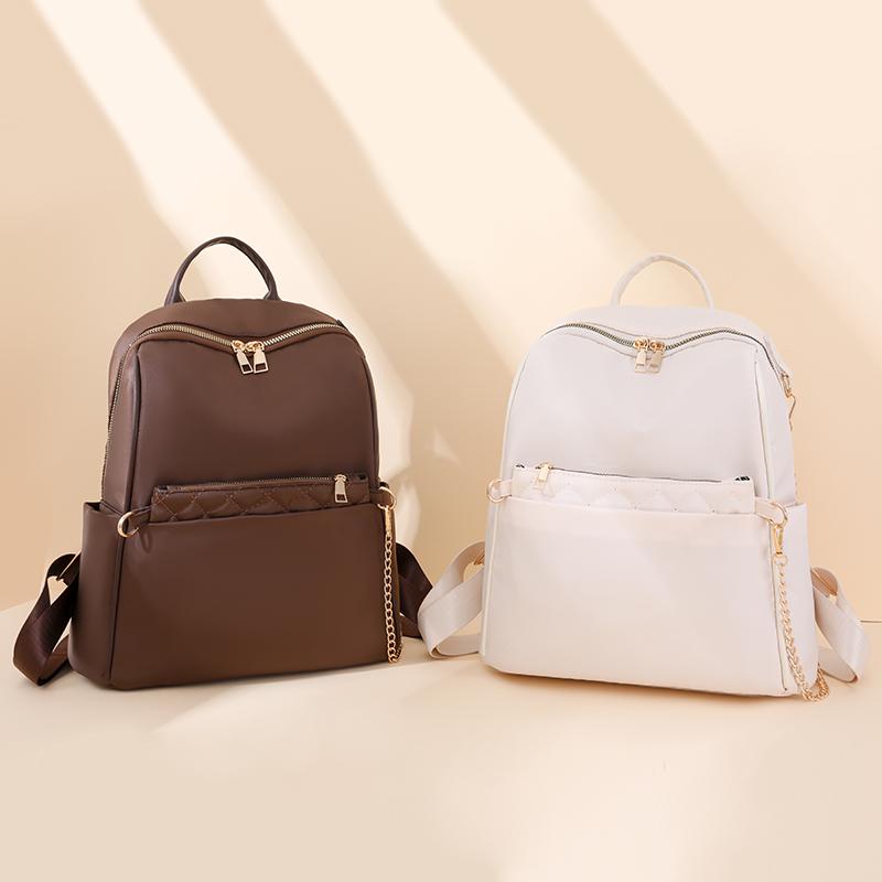 Женский однотонный рюкзак для путешествий с цепочками — фото 3