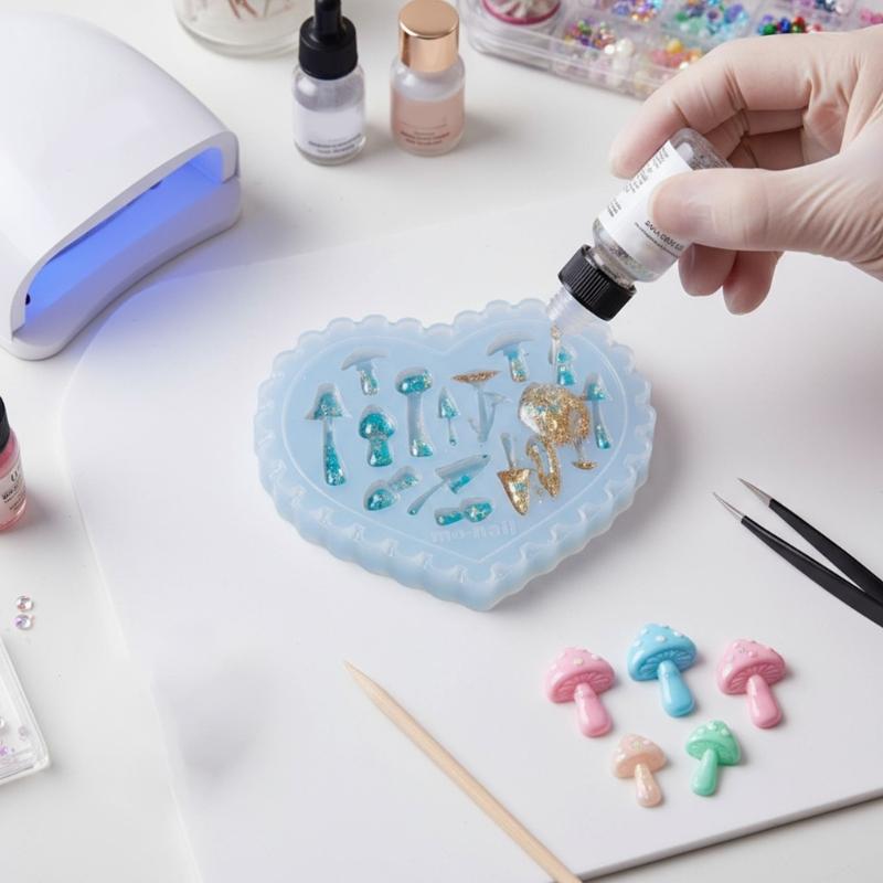 Silikon Nagelkunstform mit Pilz-, Ahornblatt-, Herzmustern für DIY Maniküre-Design, wiederverwendbare Vorlage