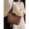Premium bag women's 2025 new popular fashion versatile retro shoulder bag large capacity commuter tote bag