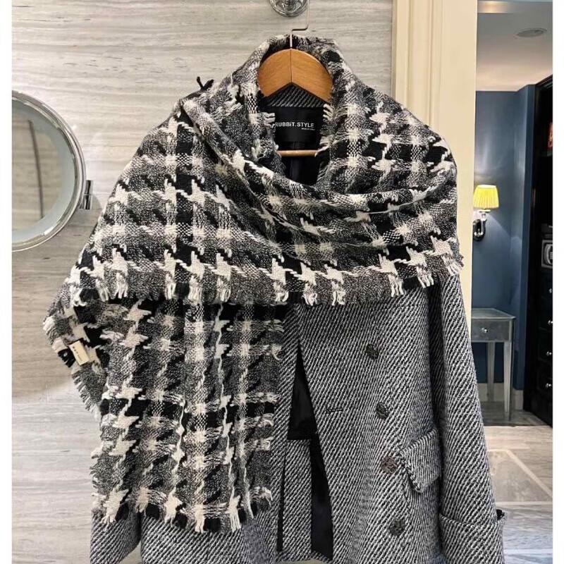 NINA SOLOR Versatile 100% Cashmere Plaid Scarf