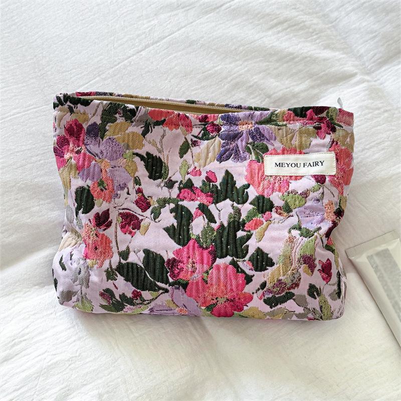 "Compact Fresh Cosmetic & Skincare Travel Bag - Portable Handheld Storage for Toiletries & Underwear"