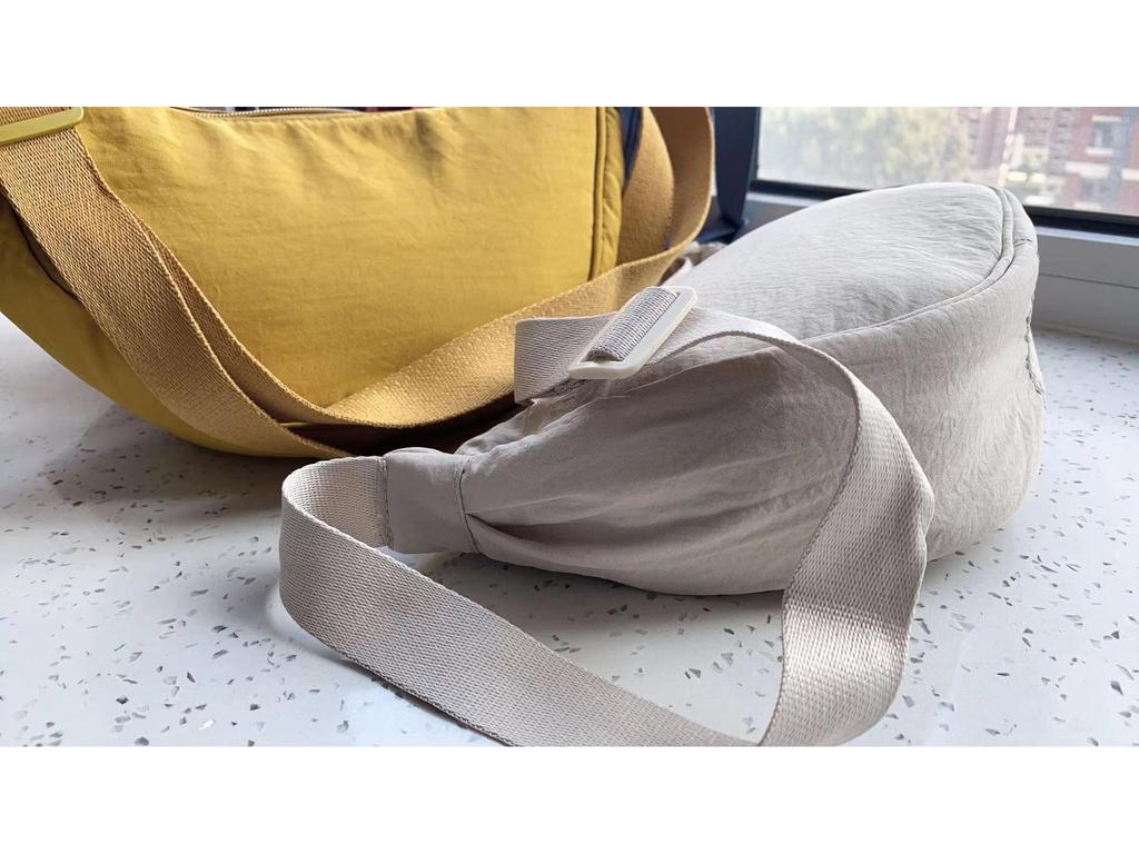 Summer 2025 Women's Waterproof Nylon Crossbody Bag - Solid Color Dumpling Style