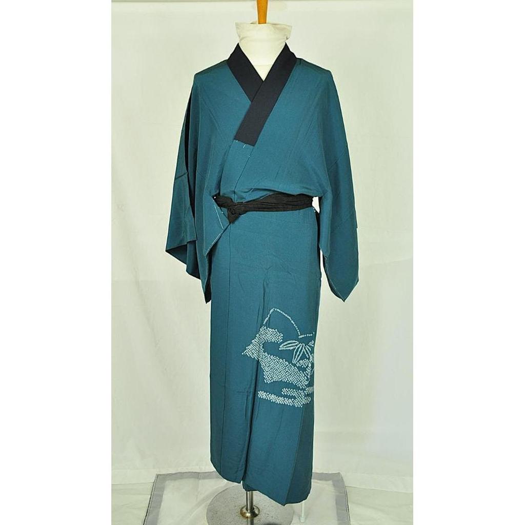 Used Men's kimono, undergarment, pure silk, closet color, booklet text, landscape painting, shibori pique pattern, retro