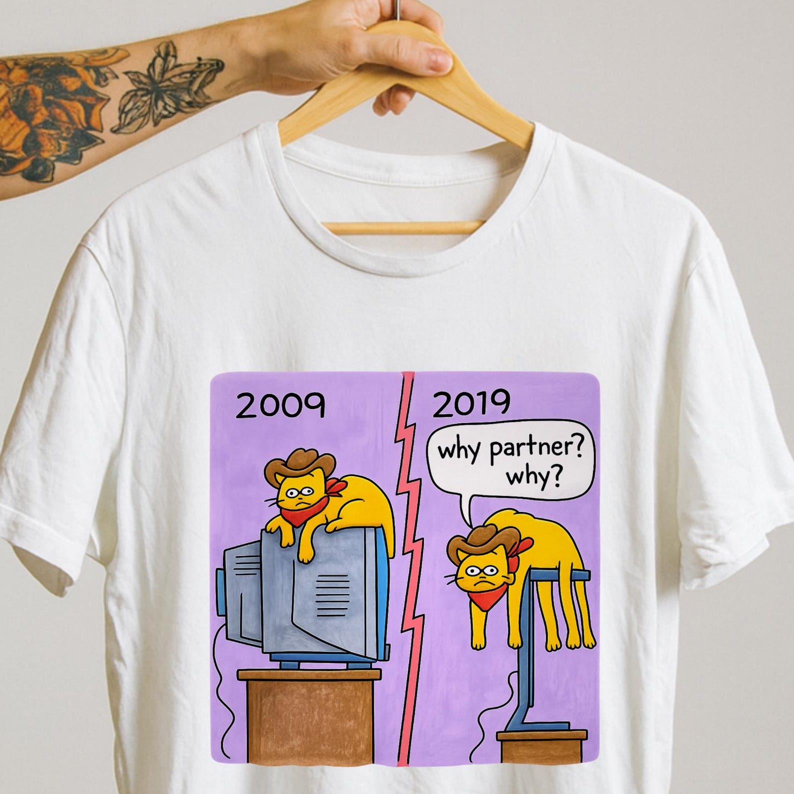 Funny Cowboy Cat Shirt – 2009 vs 2019 Meme | Retro Tech Nostalgia T-Shirt | Why Partner Why Cat Graphic Tee. M