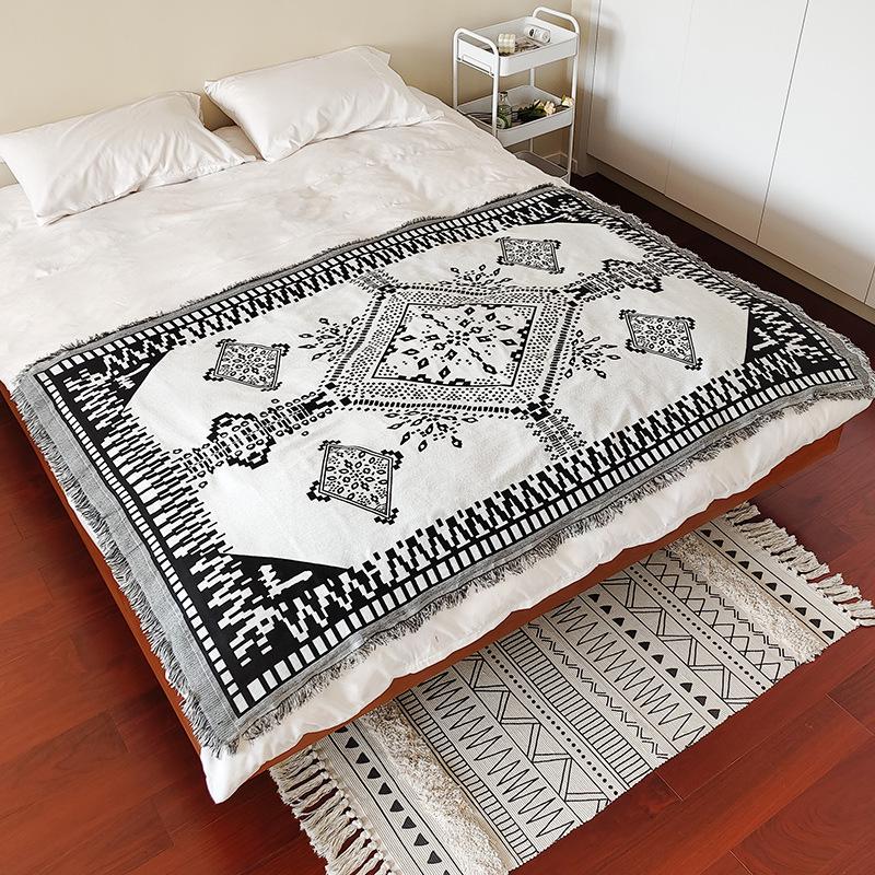 Bohemian Cotton Jacquard Throw Blanket and Bed Runner for Home or Hotel.