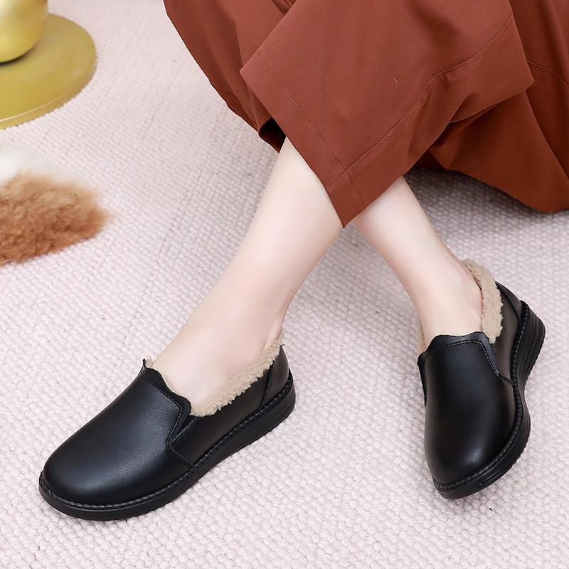 New Style Shoes: Versatile Women's Shoes, Flat Heels with Fleece, Warm Single Shoes, Genuine Leather Shoes
