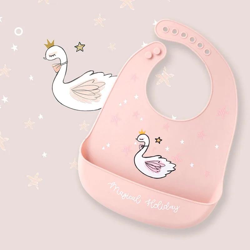 Baberos de silicona suave para bebés, artículos para niños y niñas, baberos impermeables para alimentación de bebés recién nacidos, delantales de dibujos animados, baberos para niños pequeños, paños para eructar, pañuelos