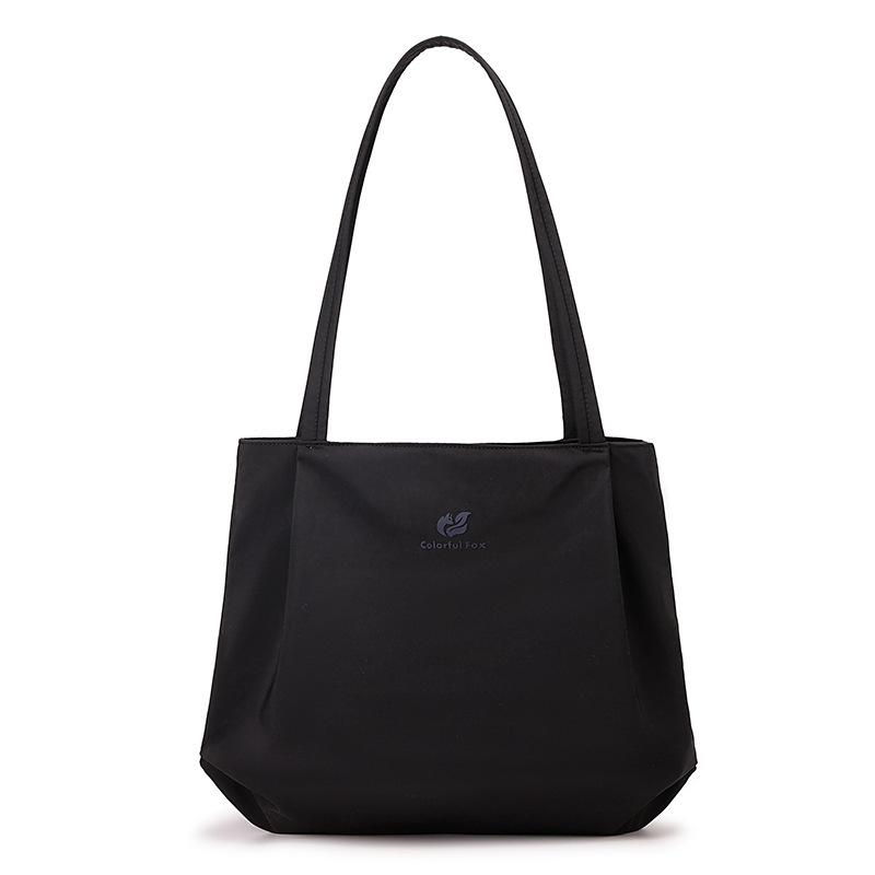 Minimalist Tote Bag with Spacious Interior and Smooth Finish, Ideal for Daily Use and Casual Outings
