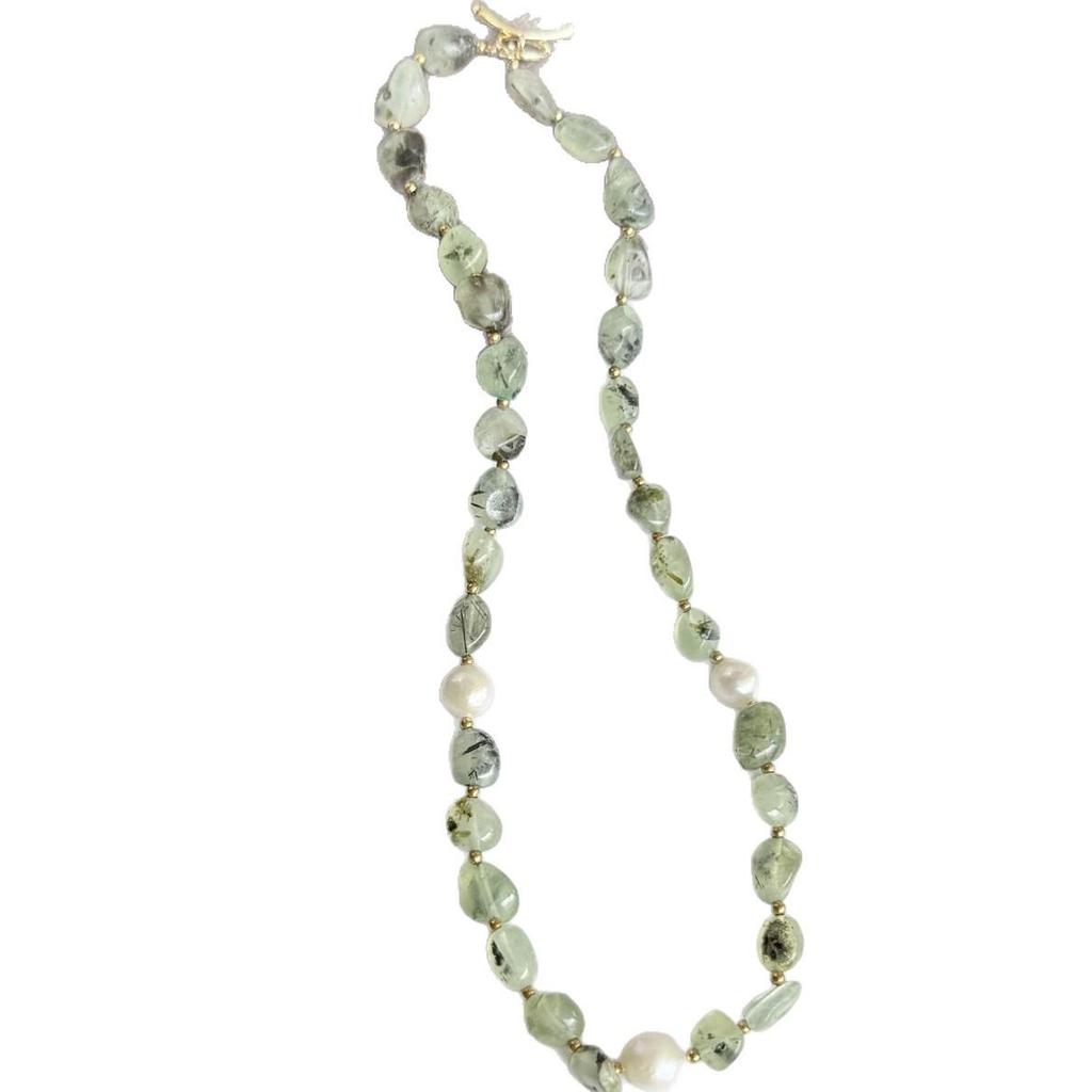 Elegant Irregular Gravel Pearl Necklace: Light Luxury Clavicle Chain with Versatile Chinese National Style for Women