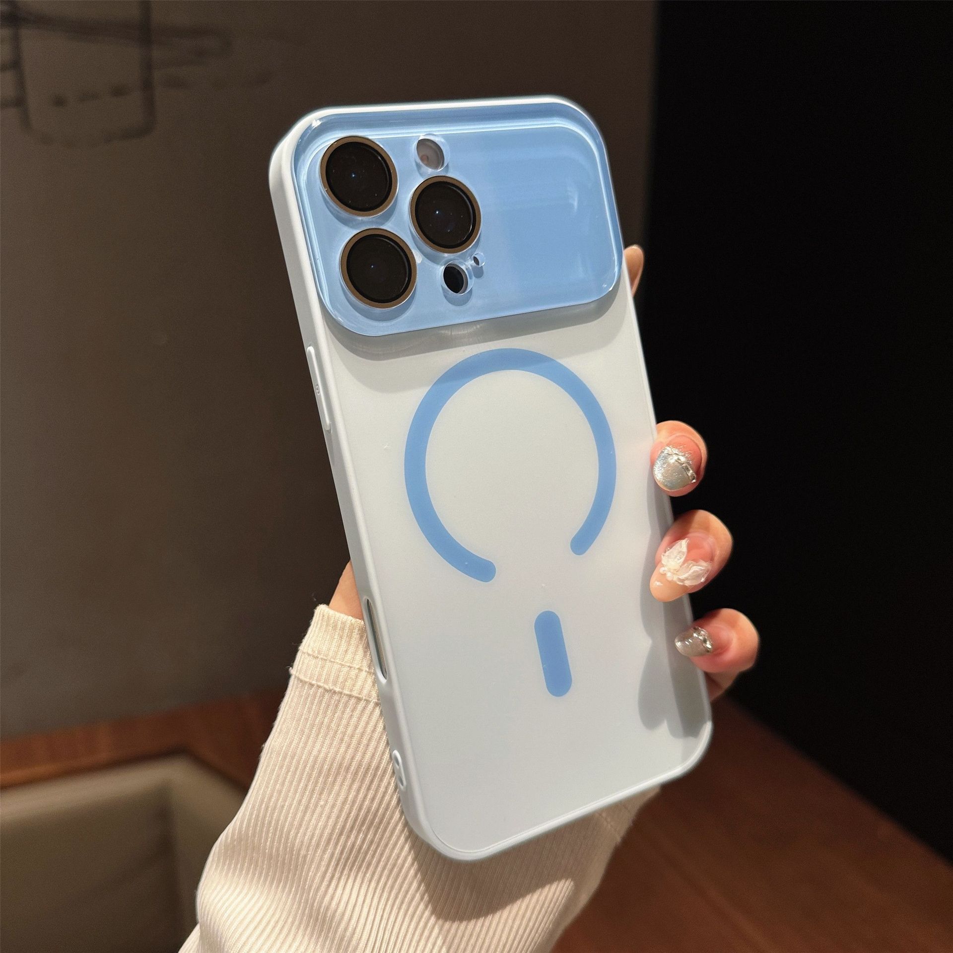 

Applicable To IPhone17PROMAX Large Window AG Matte Magnetic Suction Phone Case Apple 16 Full Inclusive Anti Fall Lens Film iPhone 13 PROMAX