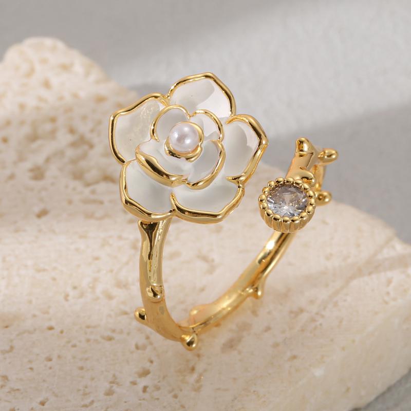 1Pcs Golden White Floral Open Ring Copper Alloy Simulated Pearl Zircon Elegant Women Fashion Finger Jewelry Gift