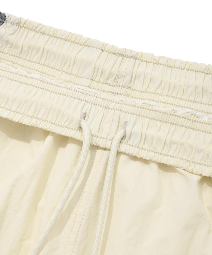 PHYSICAL DEPARTMENT Tail Logo Shorts_Ivory