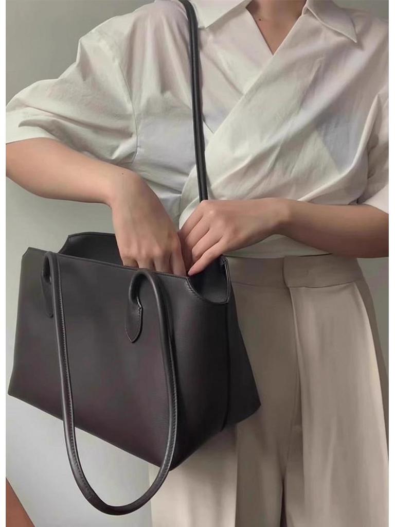 Minimalist Genuine Leather Shoulder Tote - Large Capacity, Premium Commuter Handbag