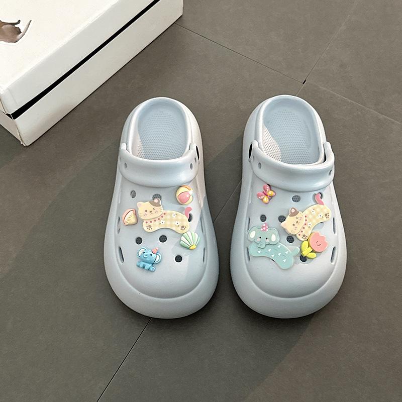 Fashion and cute platform hole shoes women's spring and summer new versatile one-pedal slippers women's skirt tide