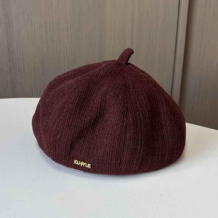 Metal Letter Mark Beret Female Versatile Face Small Bud Hat Casual Literary And Artistic Painter Hat