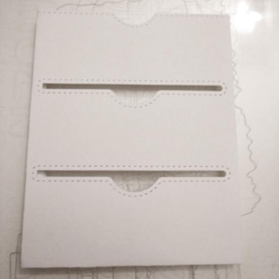 Embosser Template Suture Slot Pocket Pattern Eco-Friendly Carbon Steel Tag Pocket Collection Card Crafts Die for Card Making