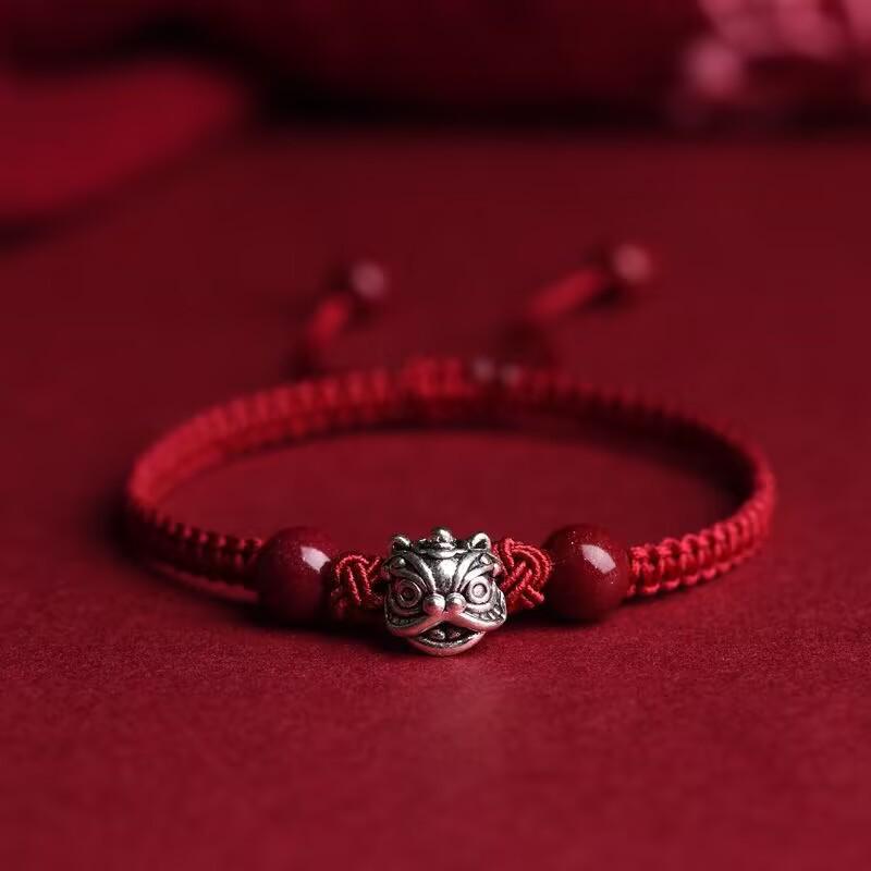 New National Tide Waking Lion Hand-Woven Bracelet for Men, Women & Best Friends - Imitation Cinnabar Zodiac Year Gift