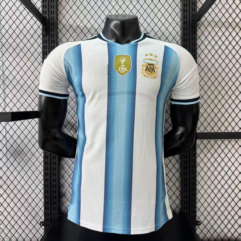 Tricou de Fotbal Argentina Cupa Mondială 2026 - Nu. 10 Messi, Nu. 11 Di Maria, Nu. 9 Alvarez