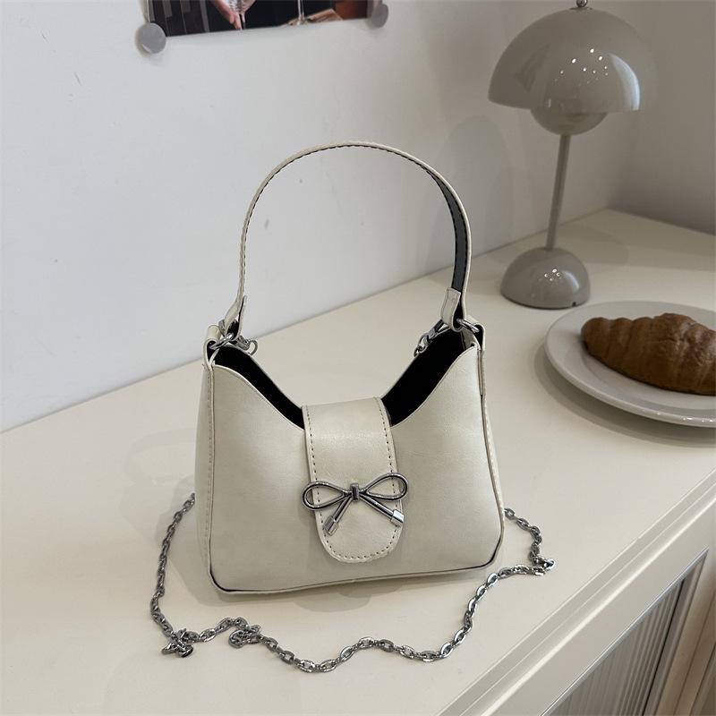 2025 New High-end Shoulder Armpit Bag Niche Aesthetic Temperament Women's Bag Trend Chain Messenger Bag Handbag