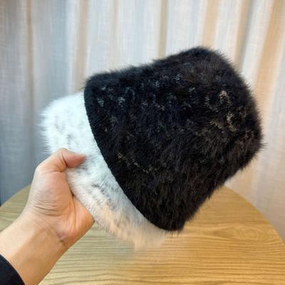 Pokrývky hlavy – Čepice