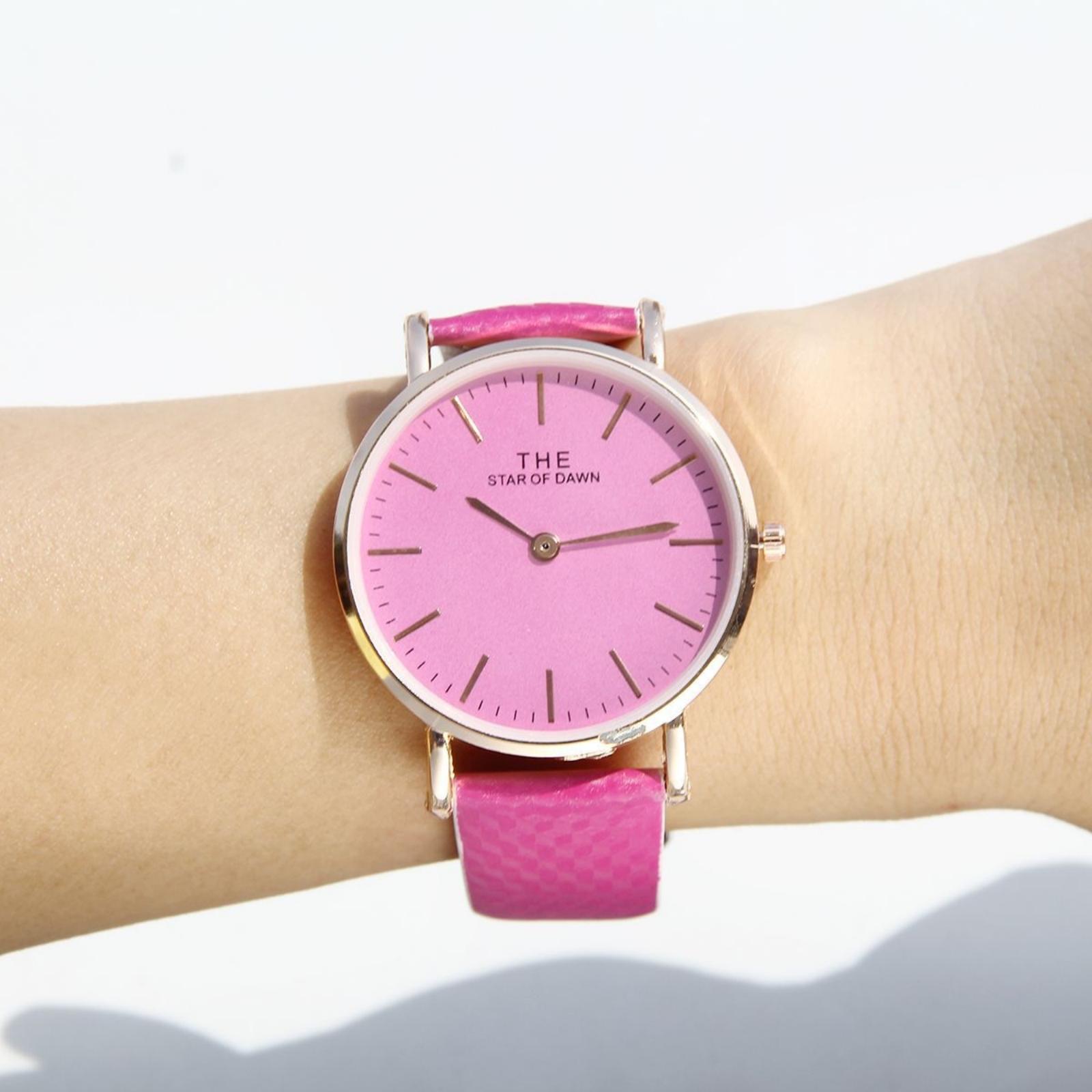 

Женские модные кожаные часы One Size