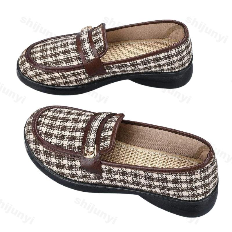 Fashion Women's Slip On Cloth Shoes Autumn New Fashion Round Toe Soft Sole Non Slip Flats Lightweight Comfortable Vintage Casual Shoes