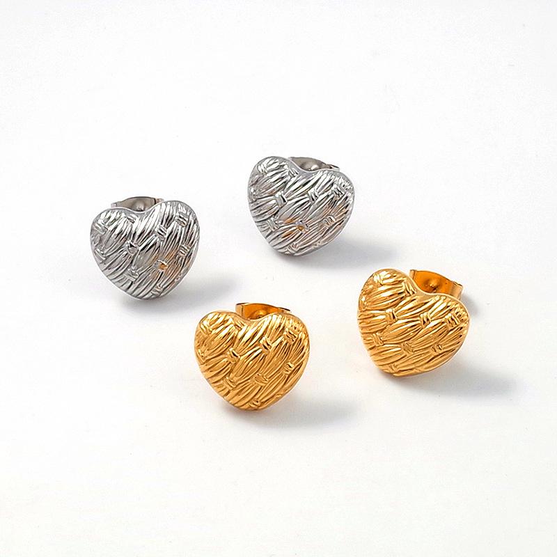18K Gold Plated Titanium Steel Heart & Leaf Earrings, Versatile Light Luxury for Women