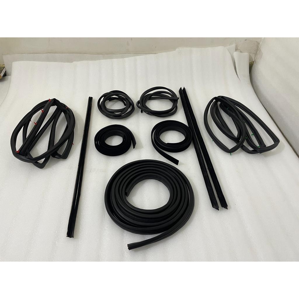 Suzuki Samurai SJ410 SJ413 Door Window Trim Molding Seal Garnish Whisker |Fit