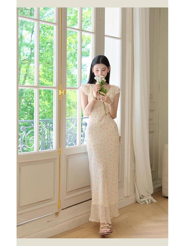 Women's 2026 French Floral Print Camisole Dress - Elegant, Slimming, Age-Reducing, Korean Style, Mid-Length Summer Fashion