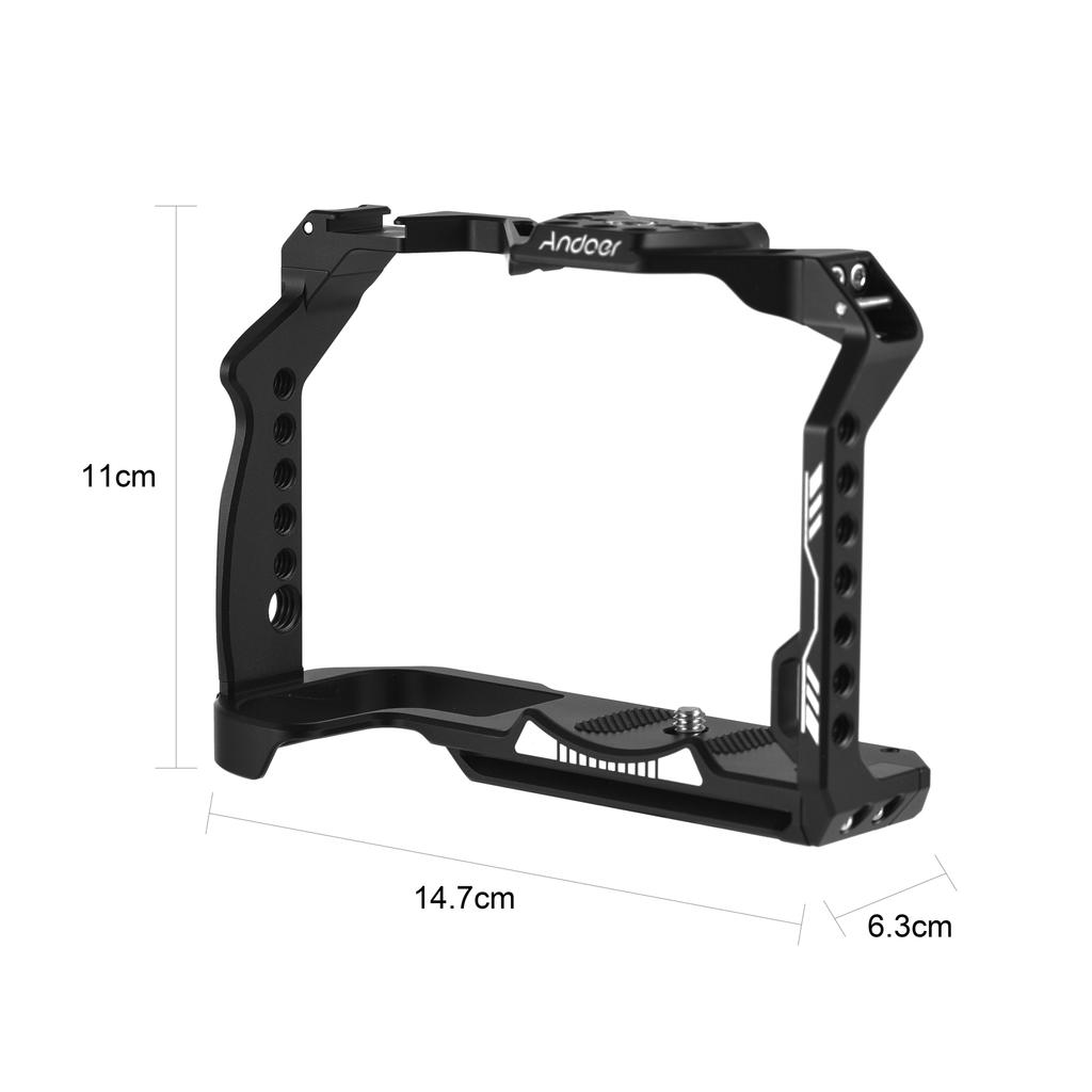 Andoer Camera Cage Video Cage z hliníkové slitiny s držákem Cold Shoe Mnoho 1/4palcových závitů