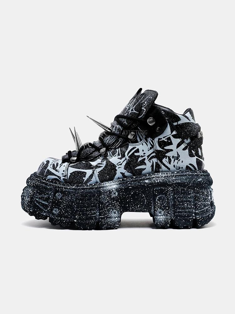 Retro Heavy Metal Platform Men's and Women's Graffiti Punk Muffin Black Rivets Small Height Increasing Dad Shoes