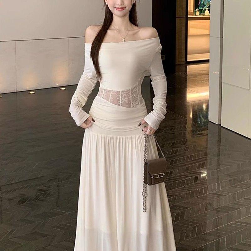 

Pure Desire Lace Patchwork Ruched Two-Piece Set: One-Shoulder Cropped Top & Gentle Skirt with Long Sleeves Large