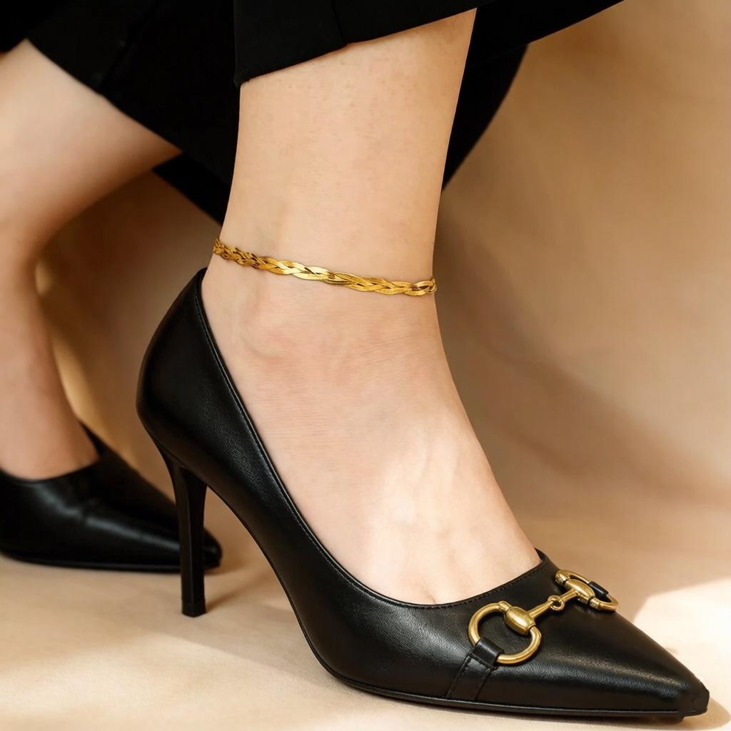 Tide Double-Layer Heart Anklet: 18K Gold-Plated Titanium Steel, Non-fading Fashion Light Luxury for Women