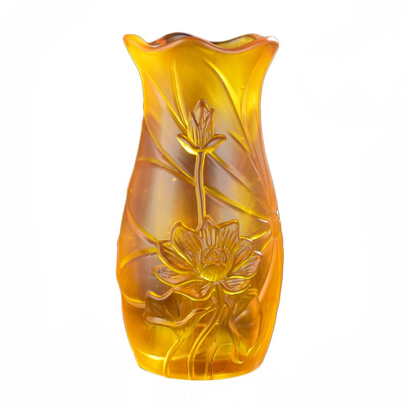Make Offerings To Buddha Lotus Vase The Glass Vase Flower Vase of Prosperous and Noble Bamboo Lotus Vase for Buddha